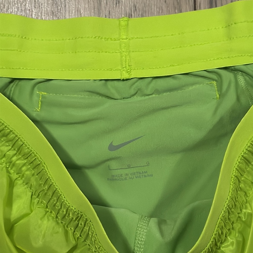 NWT Nike Bright Lime Green Athletic Running Shorts With Compression Women’s L - Picture 3 of 11